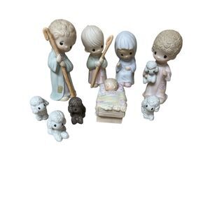 Vintage Enesco Precious Moments 9 pc Come Let Us Adore Him Natvity set by Johnat